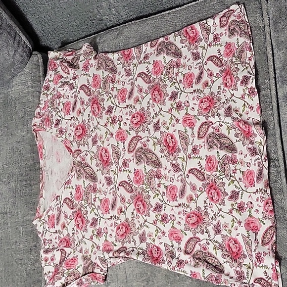 J. Jill Pink Floral Short Sleeve Pima V-Neck Tee Size Large EUC - Picture 8 of 9